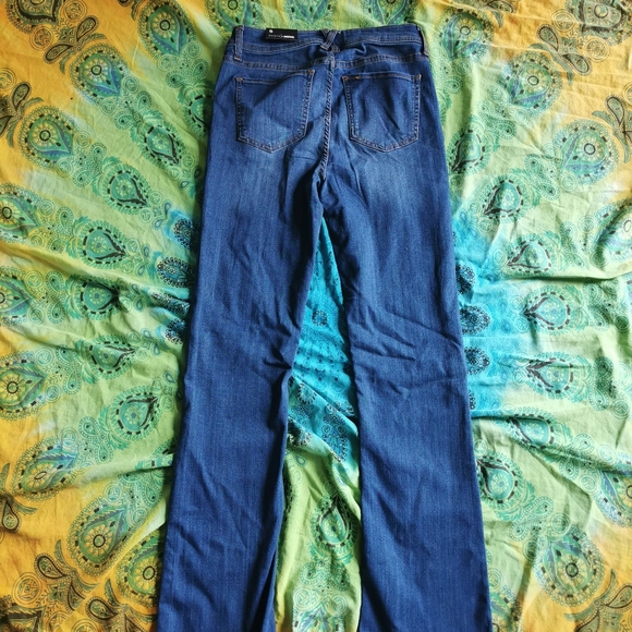 NWT Fashion Nova size 5 Jeans - Picture 2 of 2